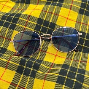 BLUE SUNGLASSES WITH GOLD WIRING